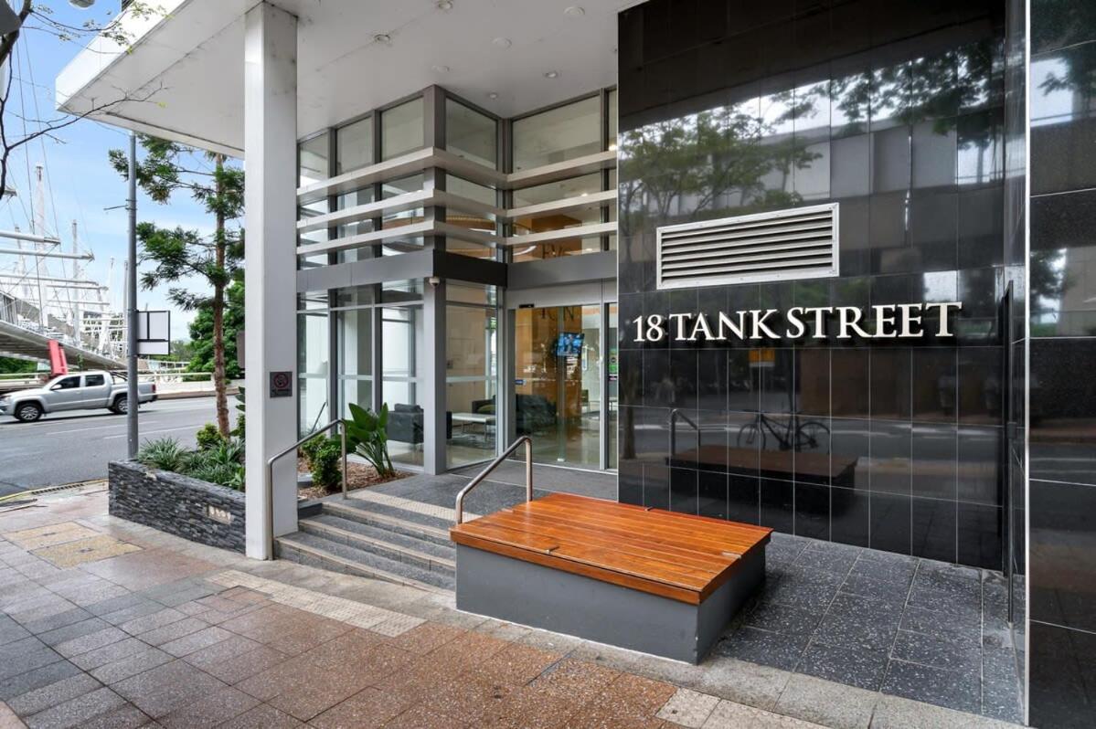 City Living - Brisbane River-View 2 Bedroom Apt Exterior photo